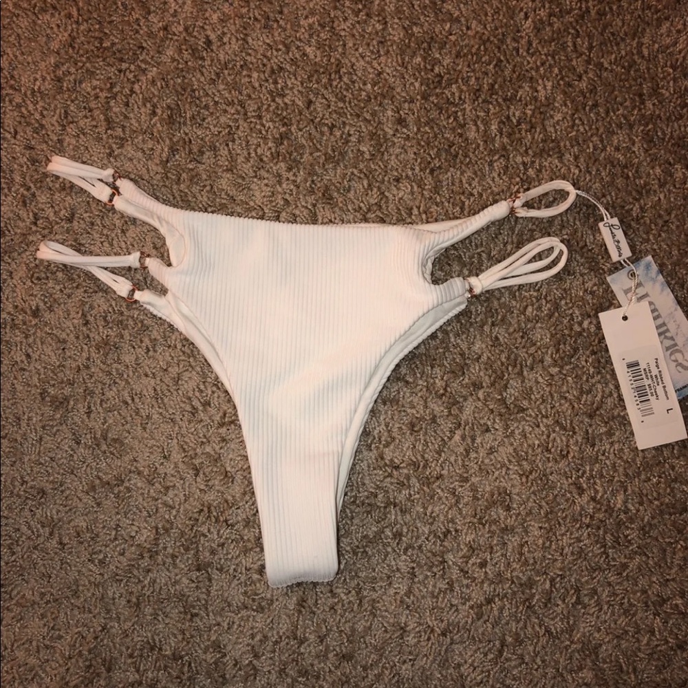 Frankie’s Paige Ribbed Bottom